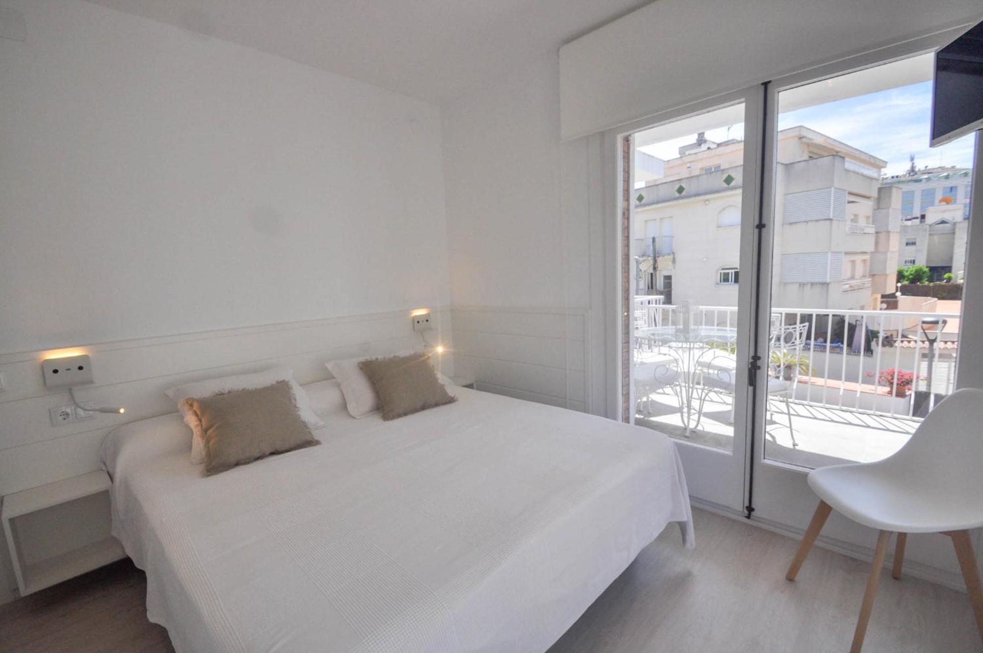 The Luxor Apartment By Hello Homes Sitges Extérieur photo